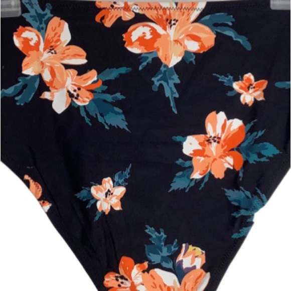 NWT CUPSHE High rise Swim Bottoms - Picture 3 of 7